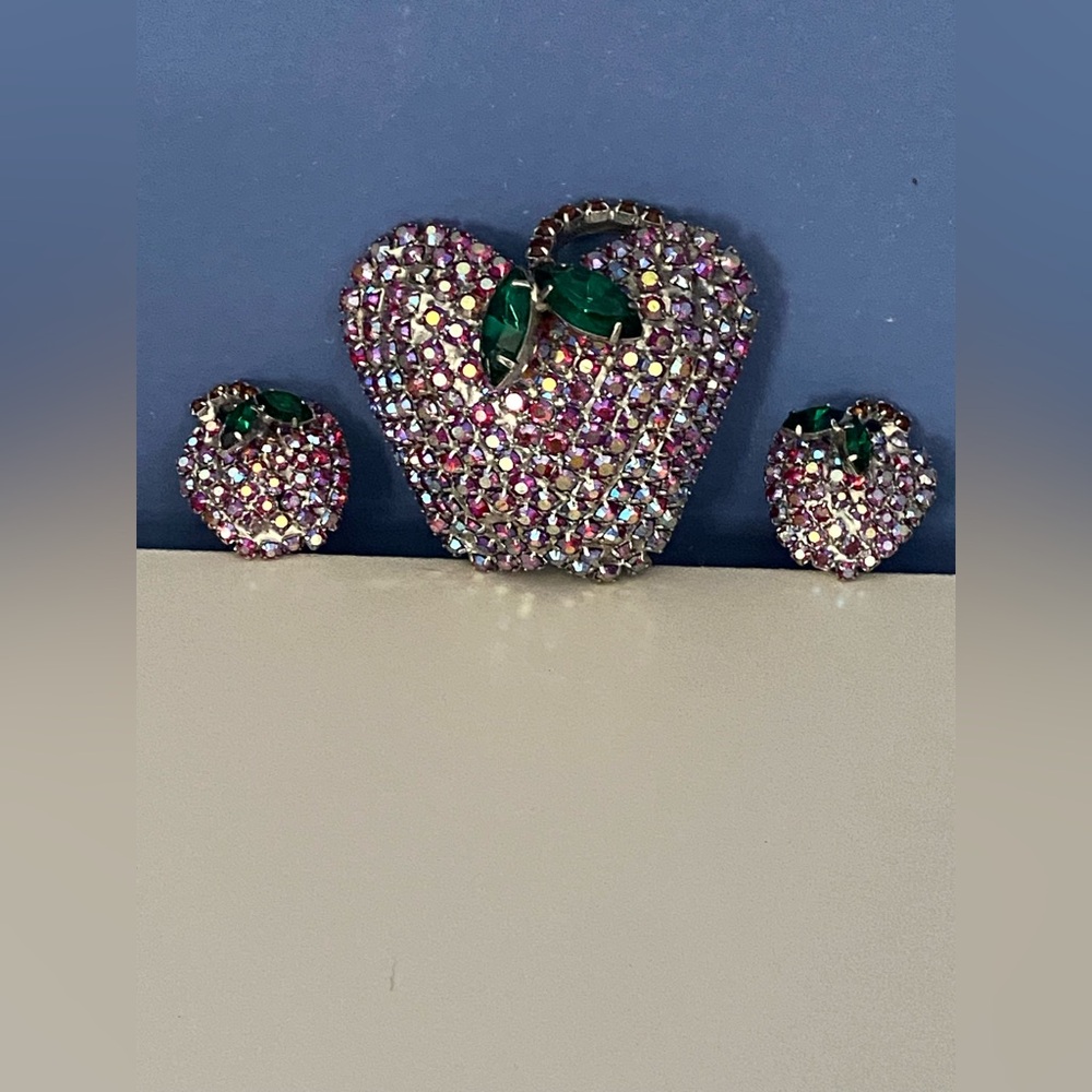 Vintage ART Ruby Aurora Borealis Apple Figural Brooch and Earrings